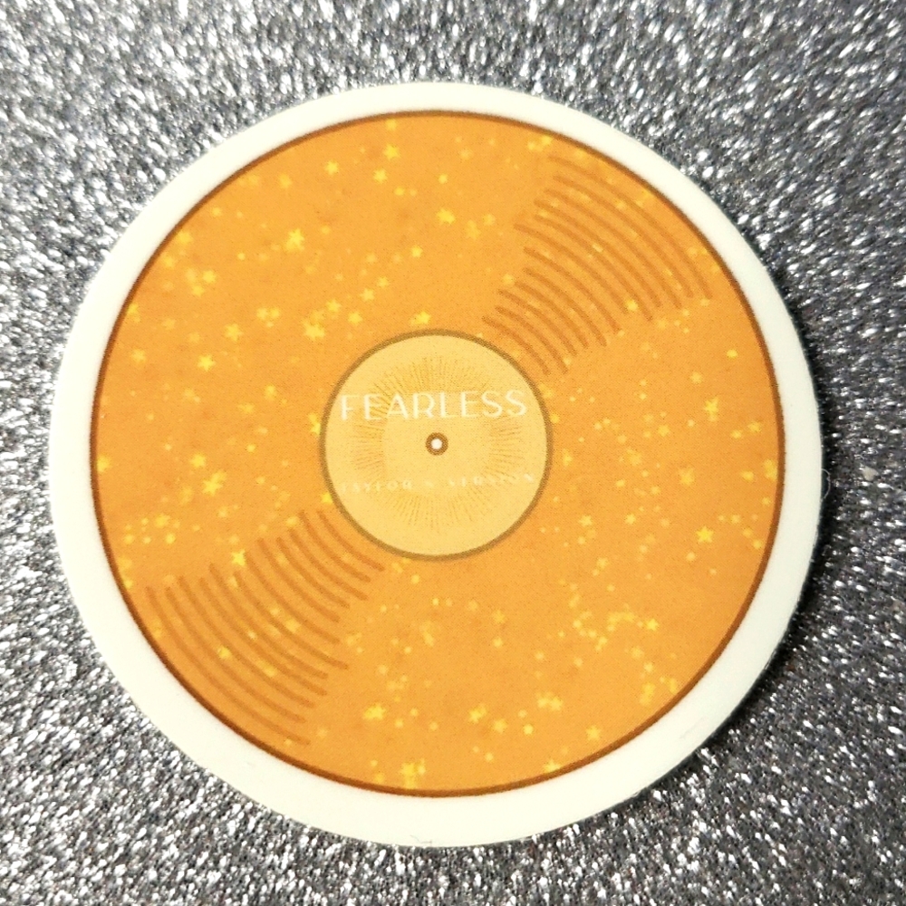 10/$10 Taylor Swift FEARLESS Glow In The Dark Sticker
